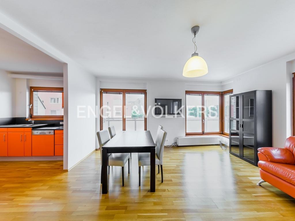 Pronájem bytu 3+kk 93 m2