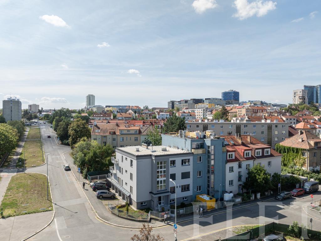 Prodej bytu 3+kk 71 m2, Praha – náhled fotky 19