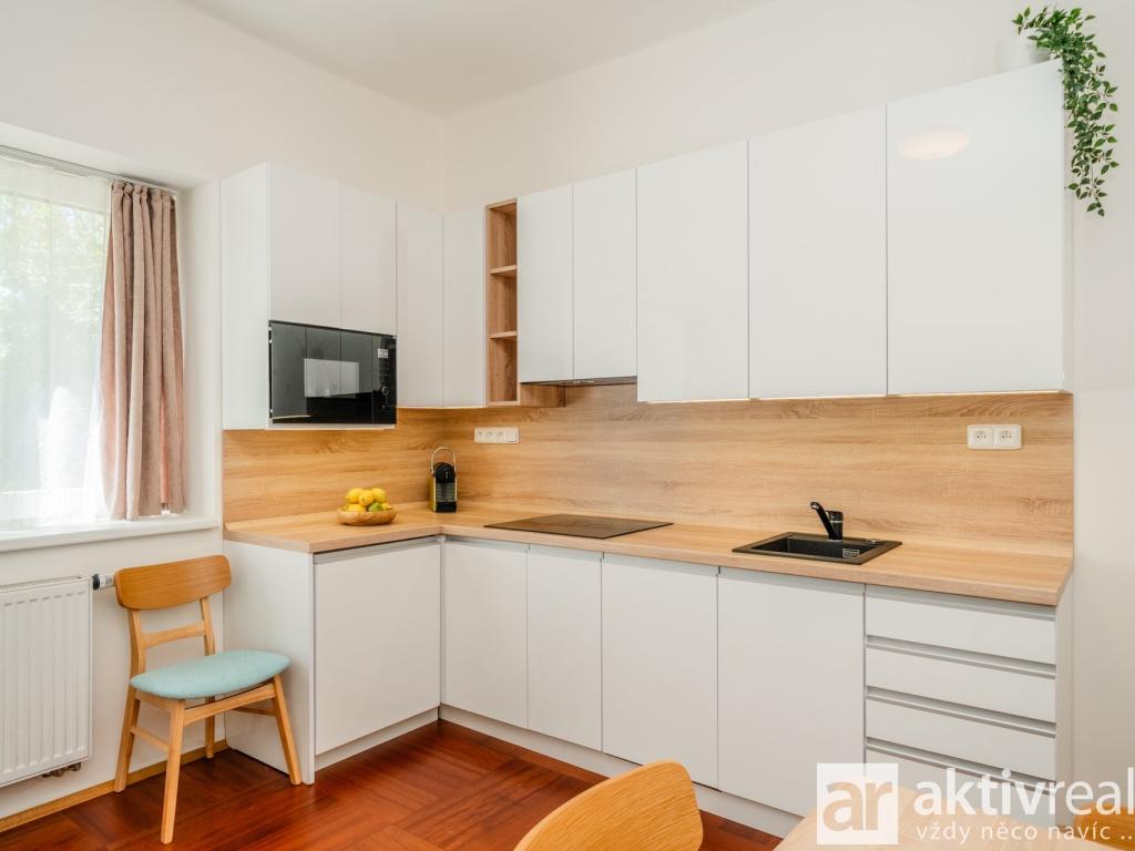 Pronájem bytu 2+kk 38 m2