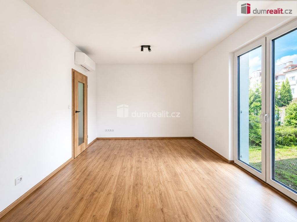 Pronájem bytu 2+kk 50 m2
