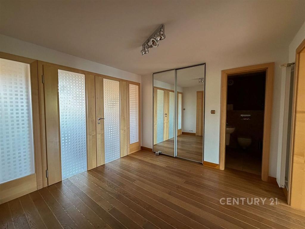 Pronájem bytu 3+kk 157 m2, Praha – náhled fotky 5