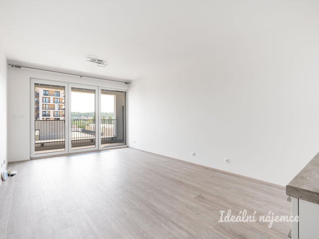 Pronájem bytu 1+kk 32 m2