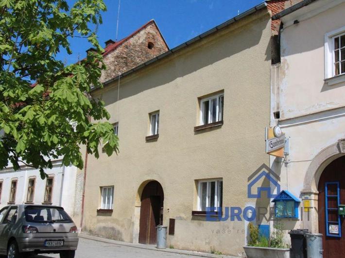 Pronajem bytu garsonka 44 m2