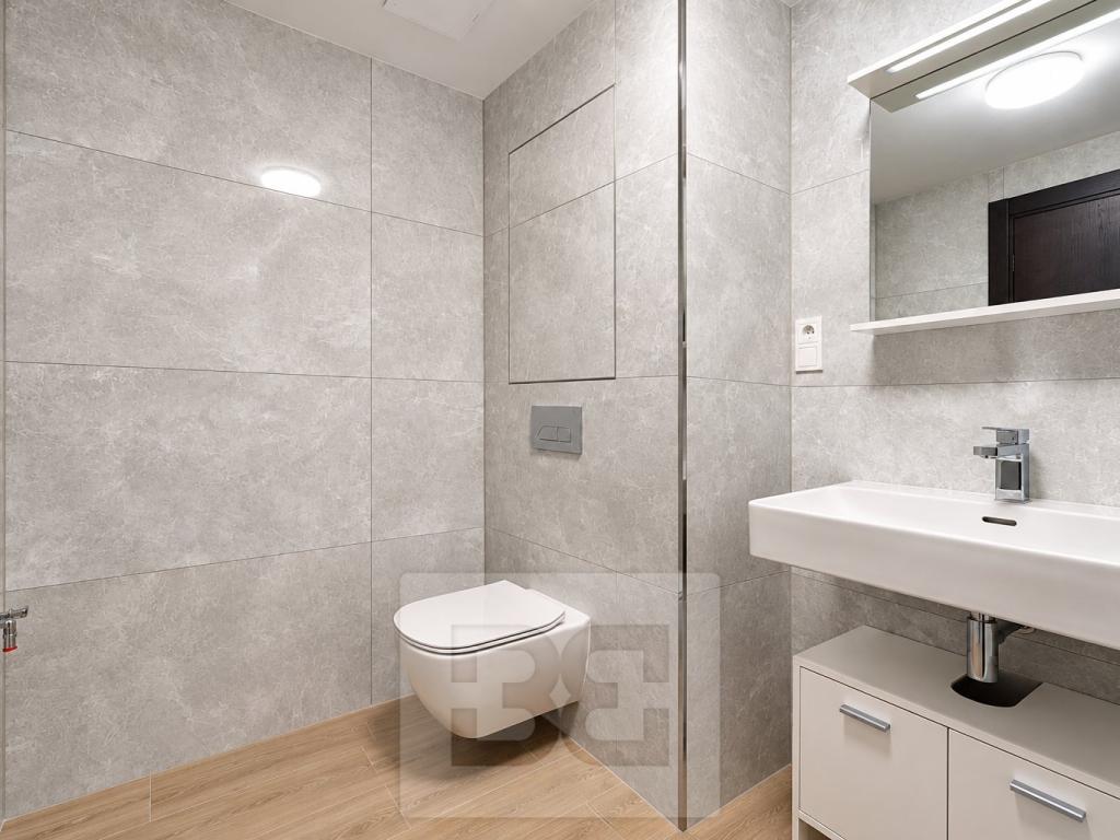 Pronájem bytu 2+kk 55 m2, České Budějovice – náhled fotky 11