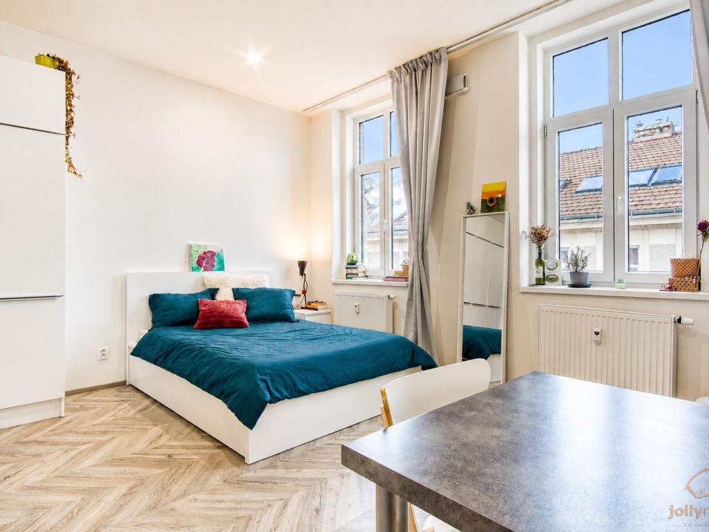 Pronájem bytu 1+kk 25 m2