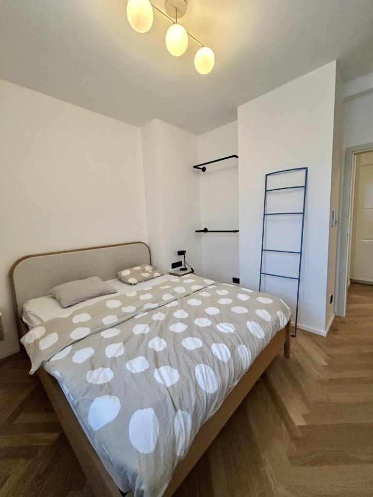 Pronájem bytu 2+kk 55 m2, Praha – náhled fotky 9