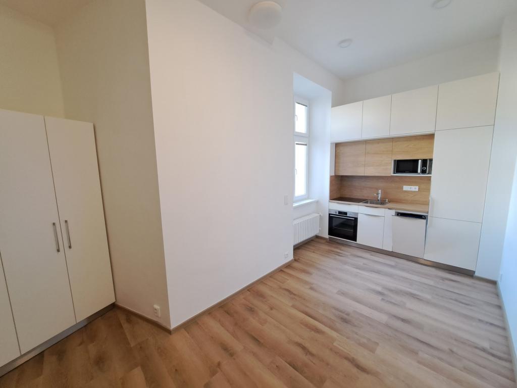 Pronájem bytu 1+kk 27 m2, Brno – náhled fotky 2
