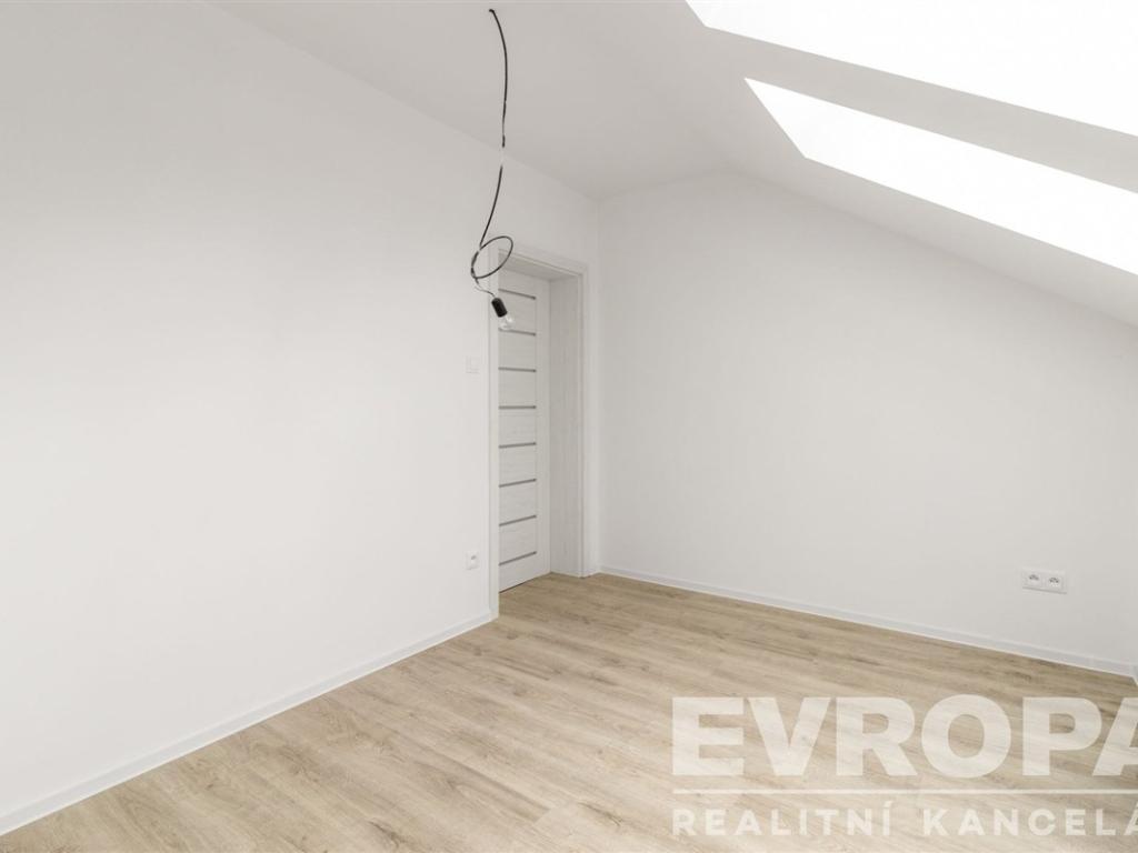 Pronájem bytu 2+kk 52 m2