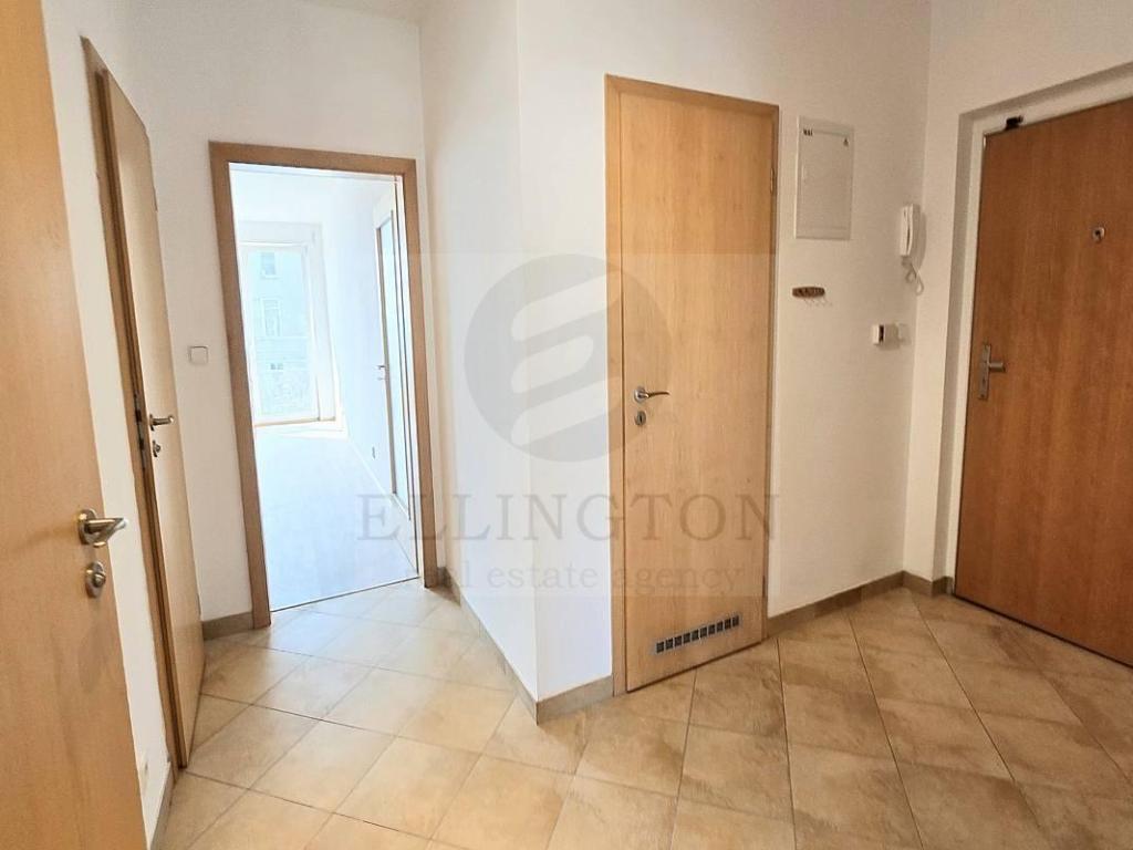 Pronájem bytu 2+kk 54 m2