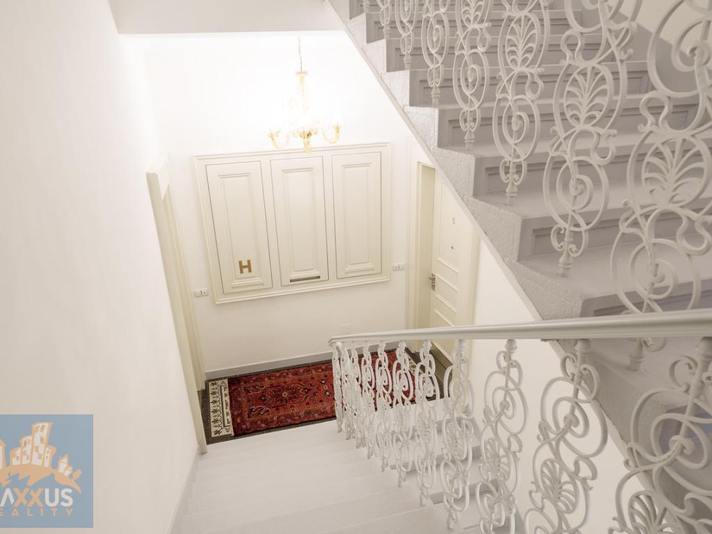 Pronájem bytu 4+kk 122 m2, Praha – náhled fotky 15