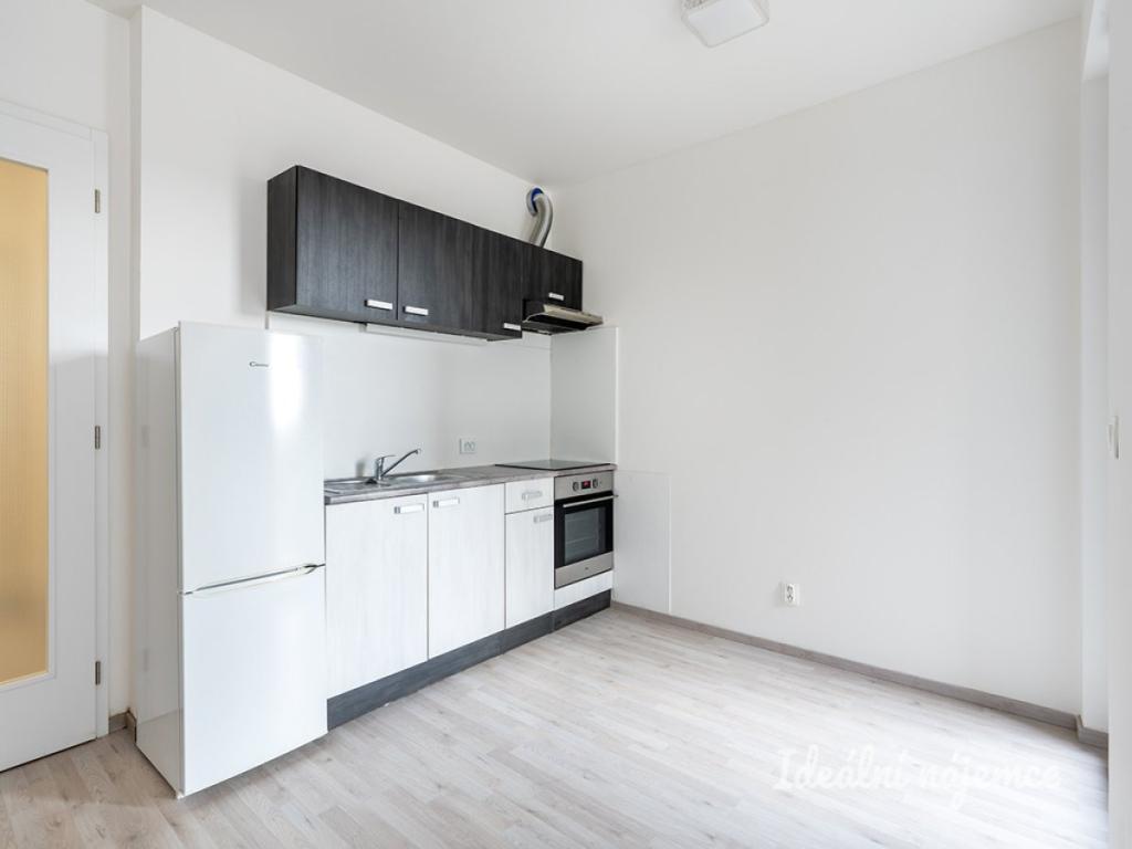 Pronájem bytu 1+kk 34 m2