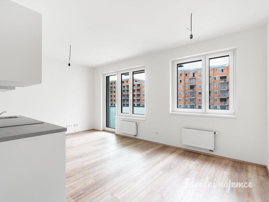 Pronájem bytu 1+kk 32 m2