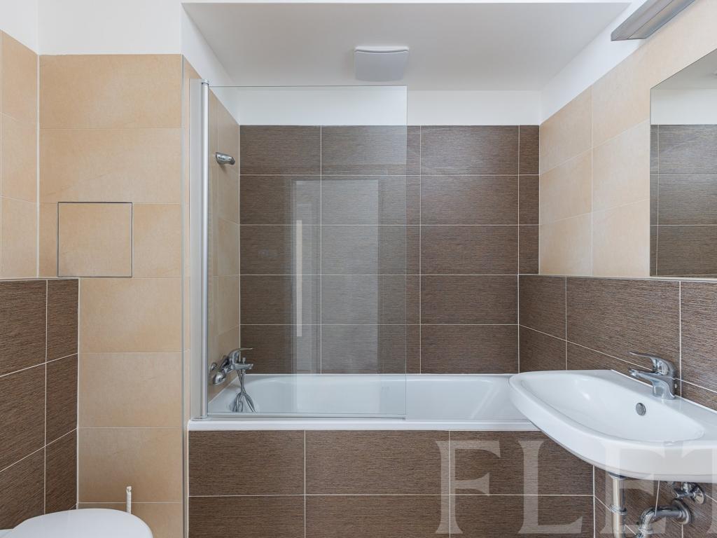 Pronájem bytu 2+kk 56 m2