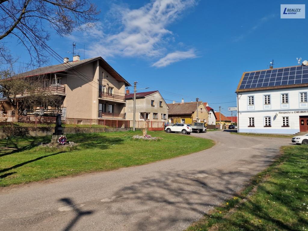 Prodej domu 300 m2, Hostomice – náhled fotky 8