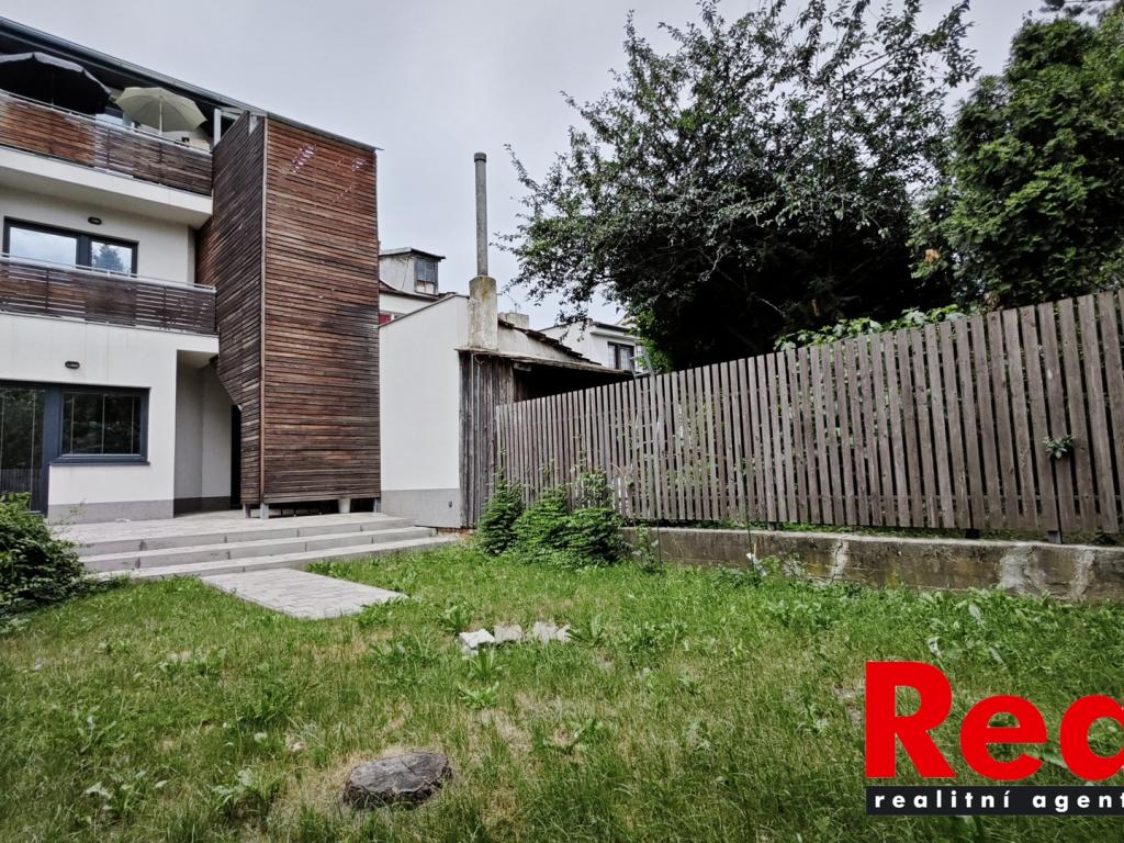 Pronájem bytu 1+kk 30 m2