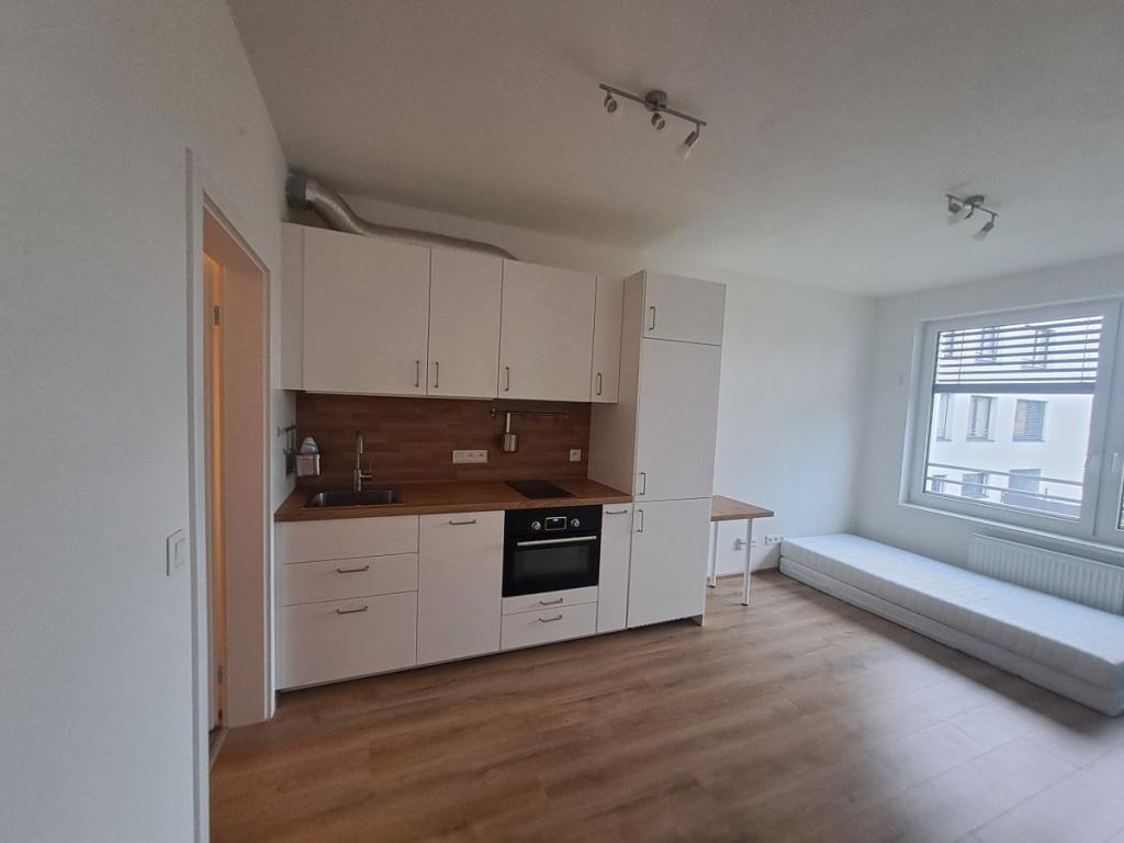 Pronájem bytu 1+kk 24 m2