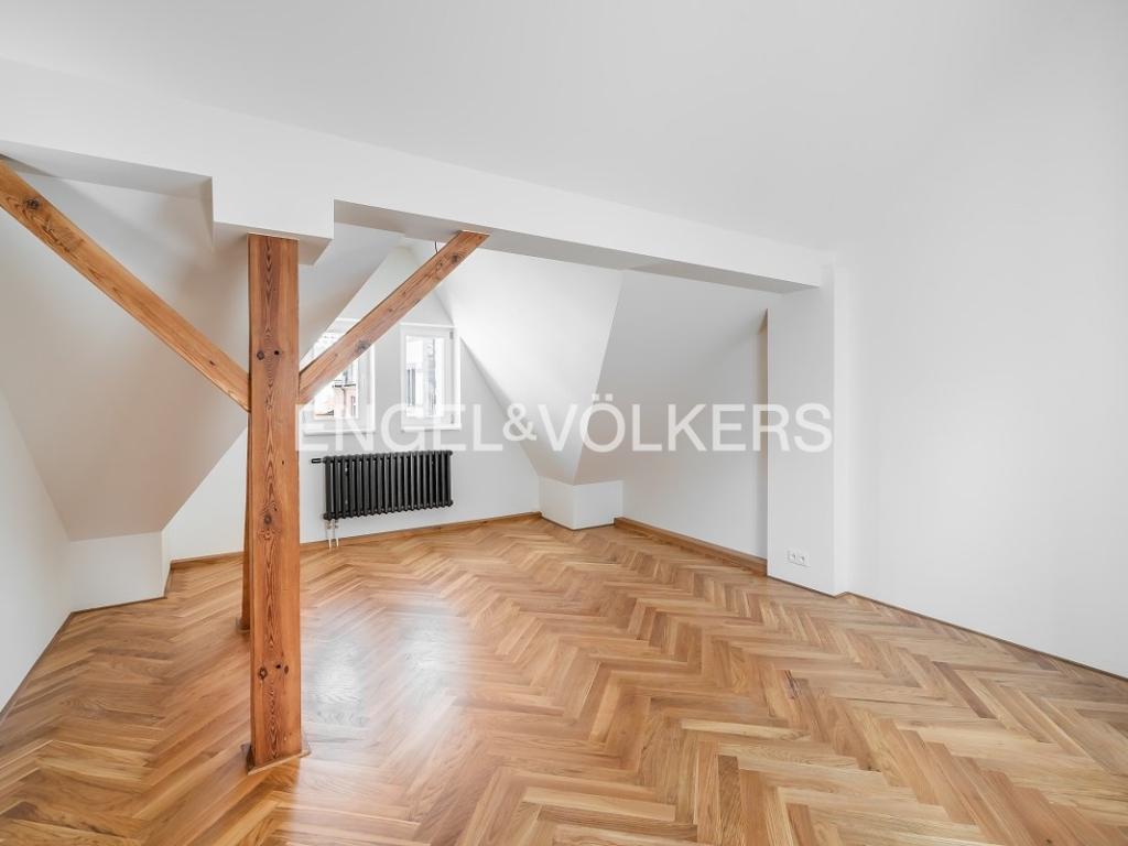 Pronájem bytu 2+kk 99 m2