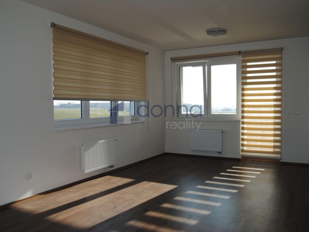 Pronájem bytu 4+kk 85 m2, Praha – náhled fotky 10