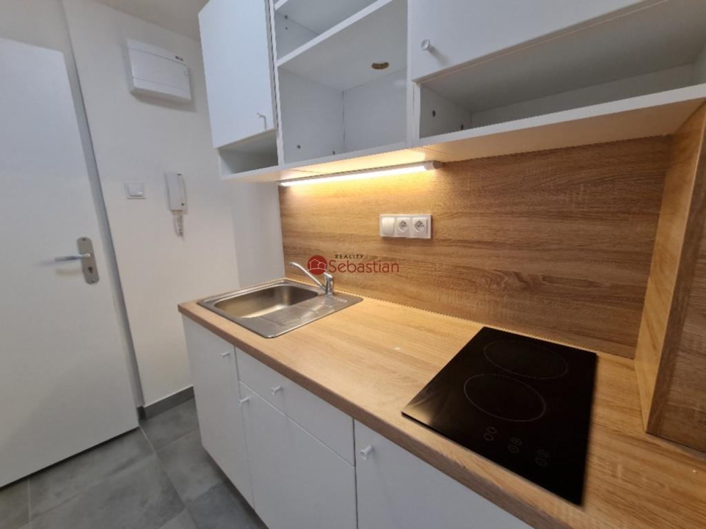 Pronájem bytu 1+1 36 m2