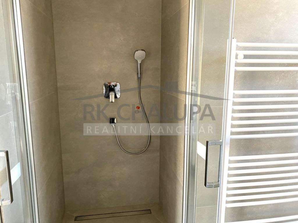 Prodej domu 104 m2, Hosín – náhled fotky 11