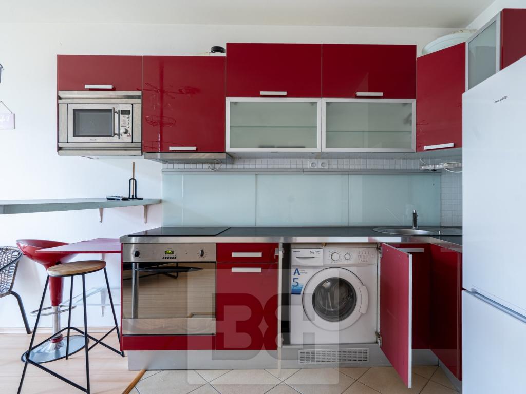Pronájem bytu 1+kk 30 m2