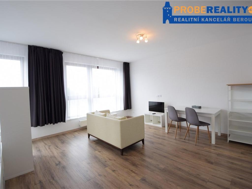 Pronájem bytu 1+kk 42 m2