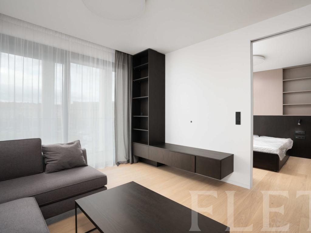 Pronájem bytu 2+kk 61 m² – pohled 5