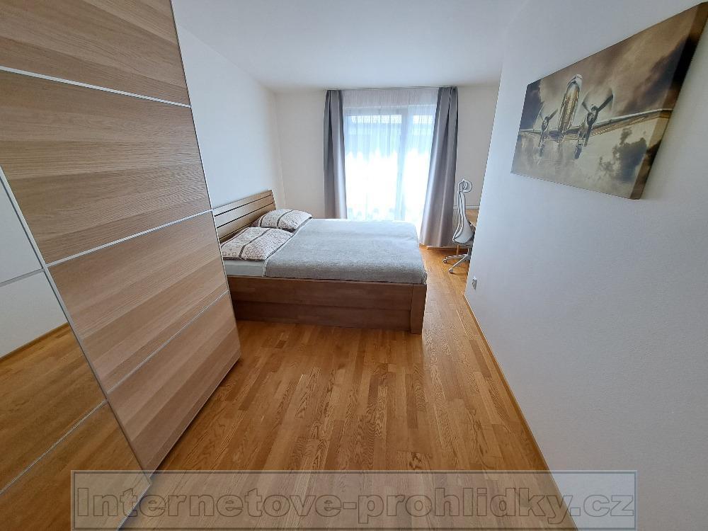 Pronájem bytu 3+kk 76 m2, Praha – náhled fotky 5