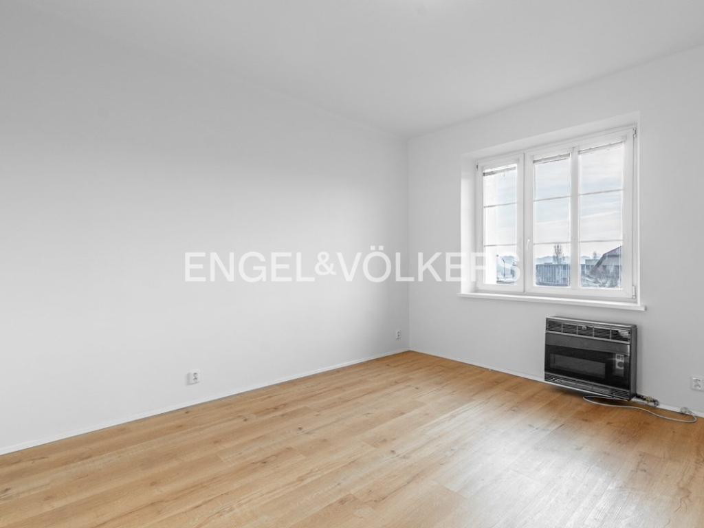 Pronájem bytu 1+kk 34 m2