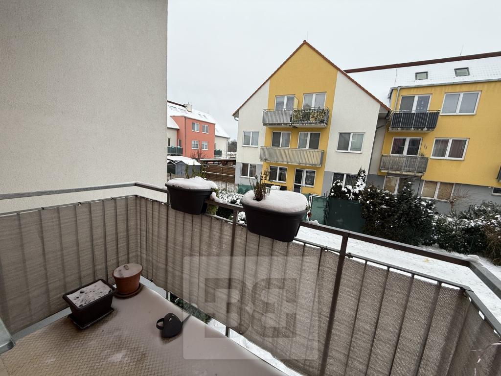 Pronájem bytu 2+kk 39 m² - Więcej