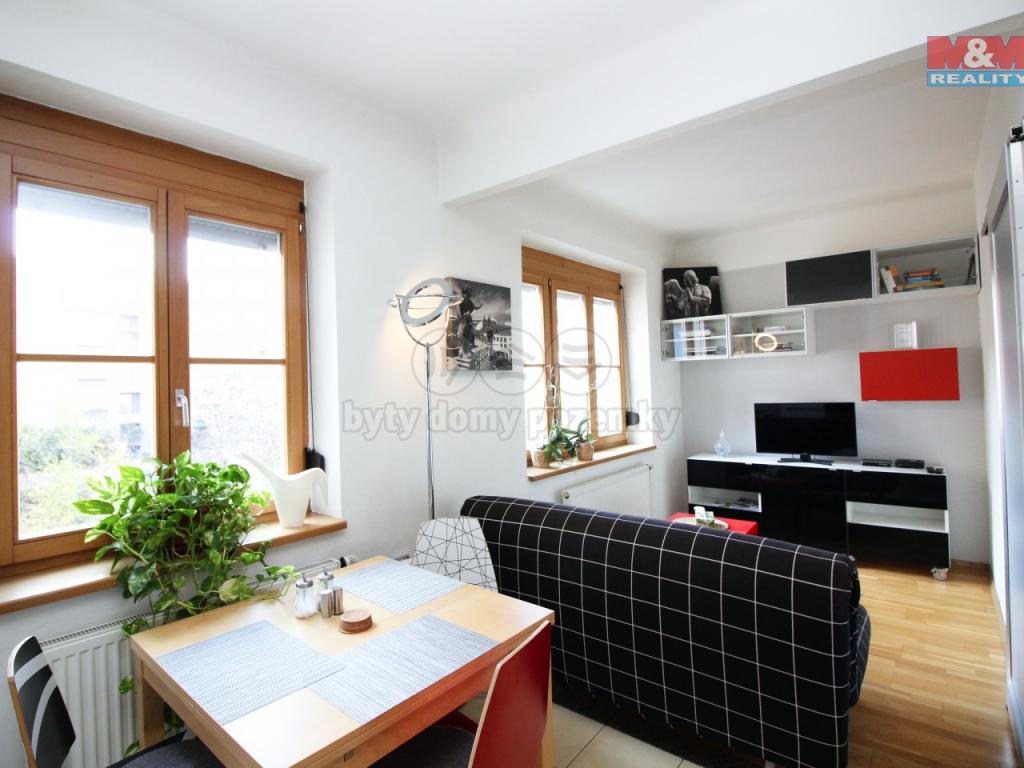 Pronajem bytu 2+kk 42 m2