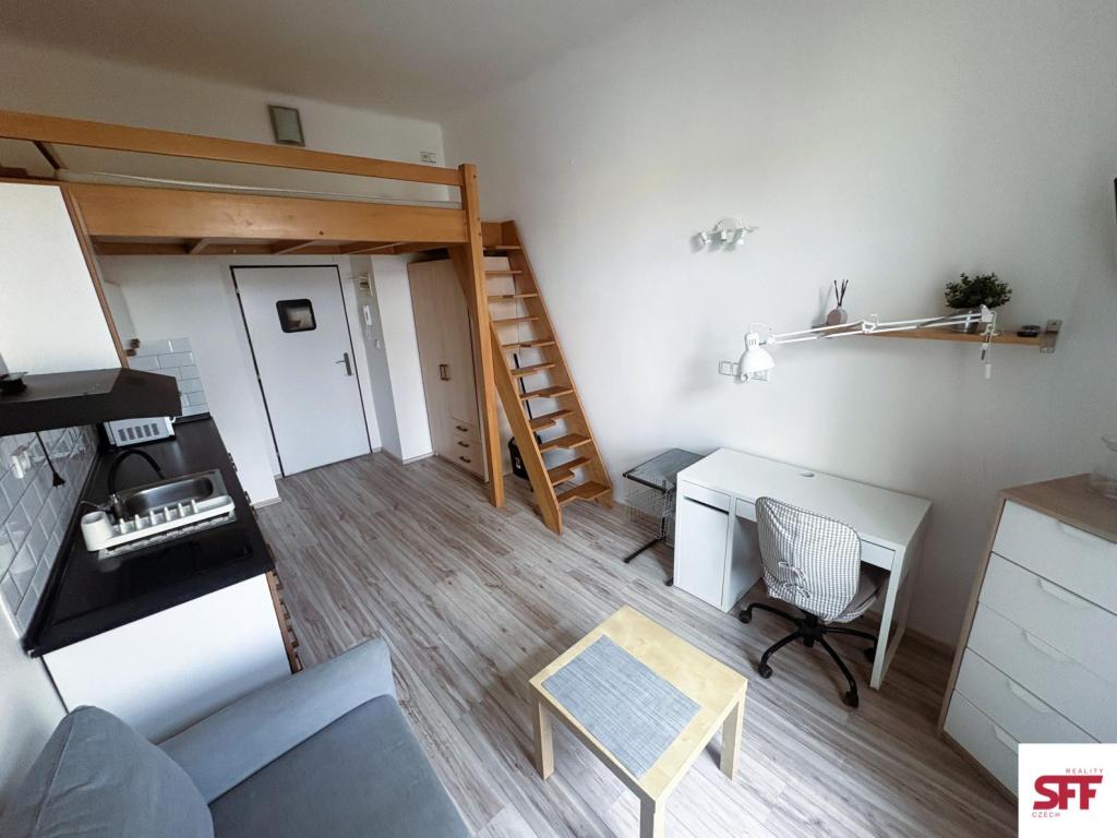 Pronájem bytu 1+kk 28 m2