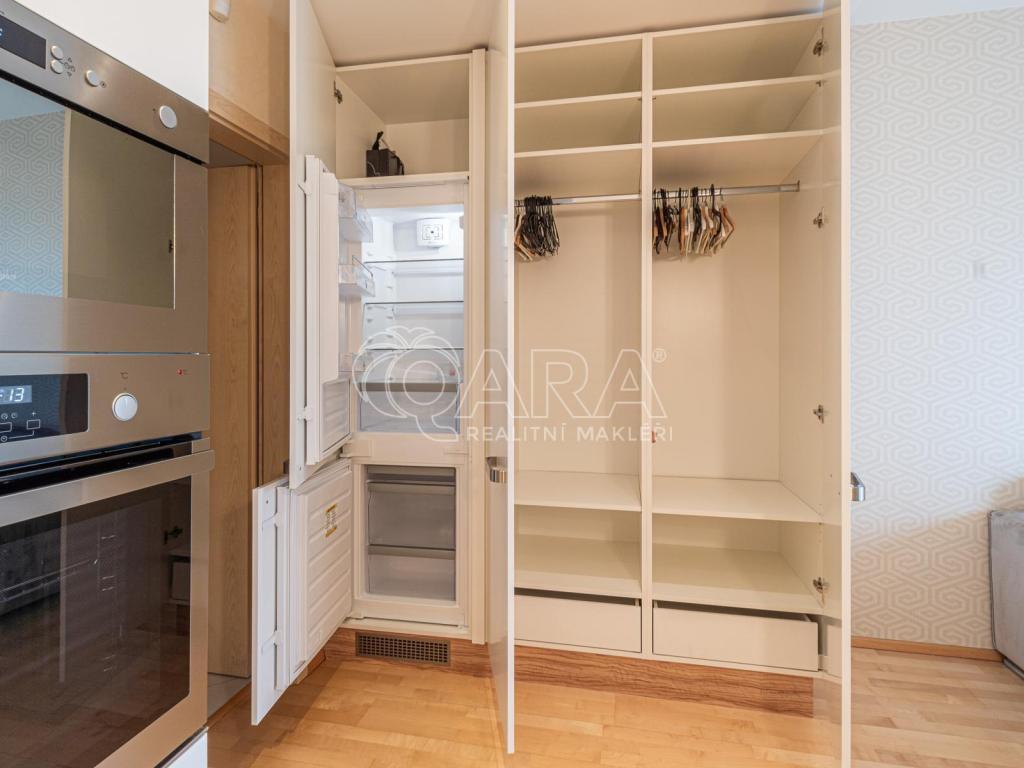 Pronájem bytu 1+kk 37 m2, Praha – náhled fotky 7