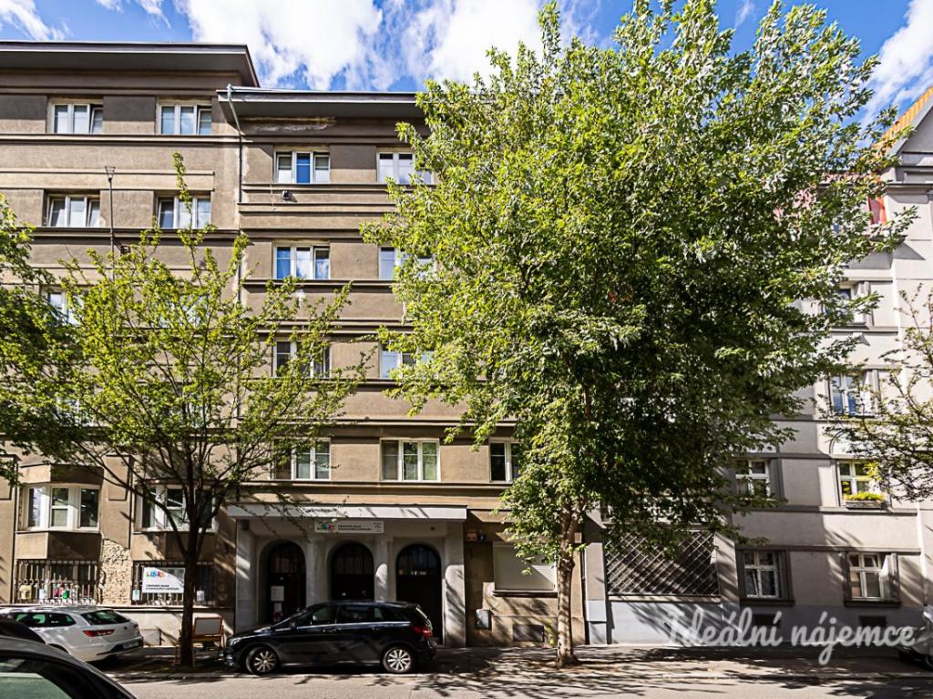Pronájem bytu 2+kk 49 m2, Praha – náhled fotky 15