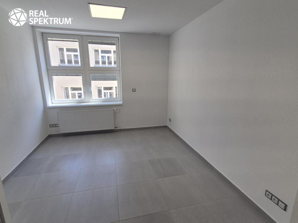 Pronájem bytu 1+kk 27 m2