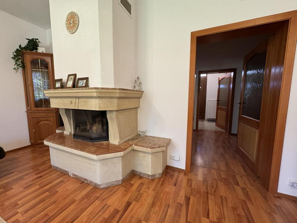 Prodej domu 301 m2, Praha – náhled fotky 24
