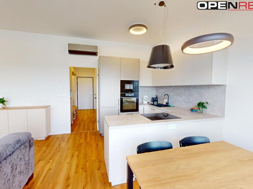 Pronájem bytu 2+kk 72 m2