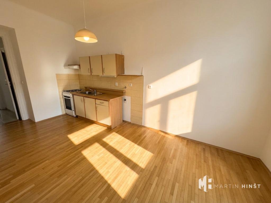 Pronájem bytu 2+kk 40 m2