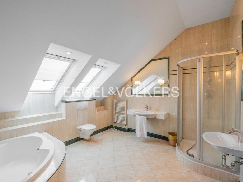 Pronájem domu 440 m2, Praha – náhled fotky 12