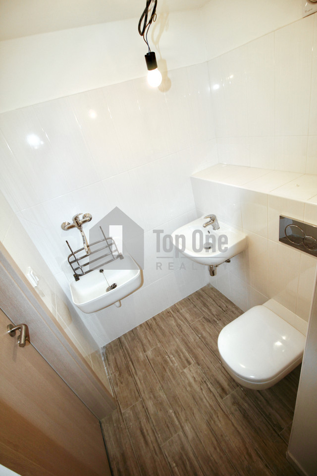Prodej bytu 4+kk 160 m2, Praha – náhled fotky 16