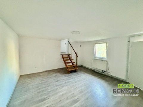 Pronájem bytu 3+1 120 m2, Bojkovice – náhled fotky 13