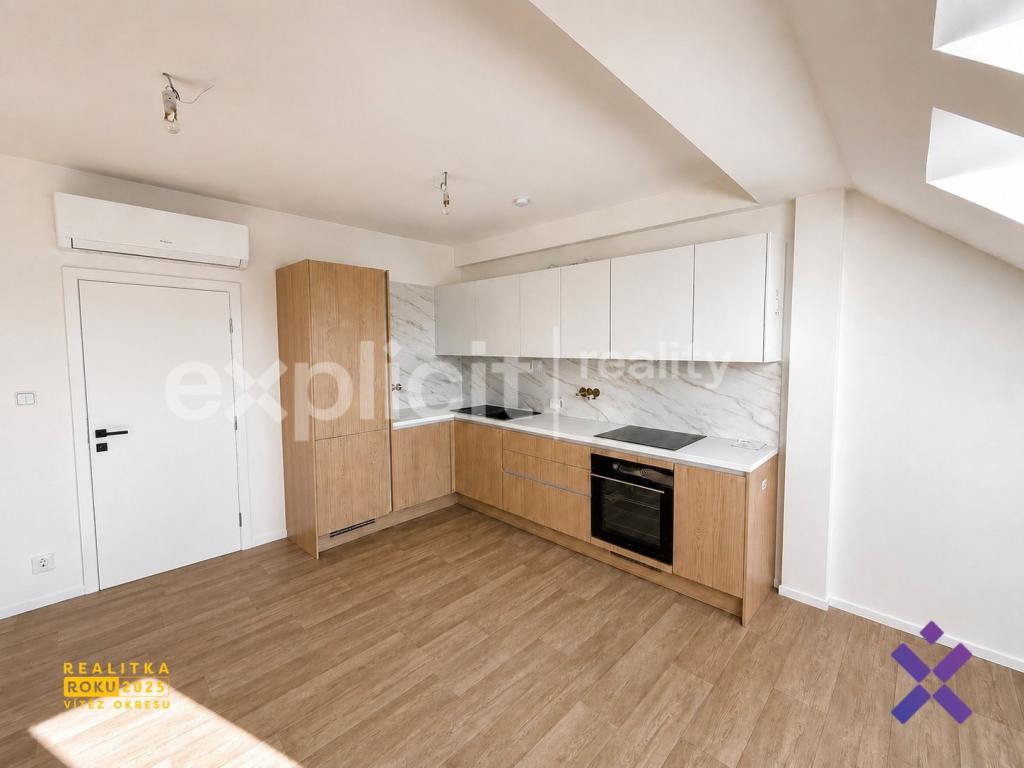 Pronájem bytu 3+kk 94 m2