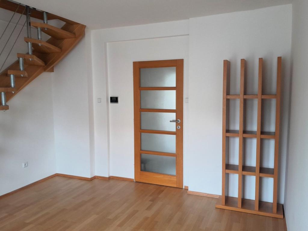 Pronájem bytu 3+1 82 m2, Praha – náhled fotky 9