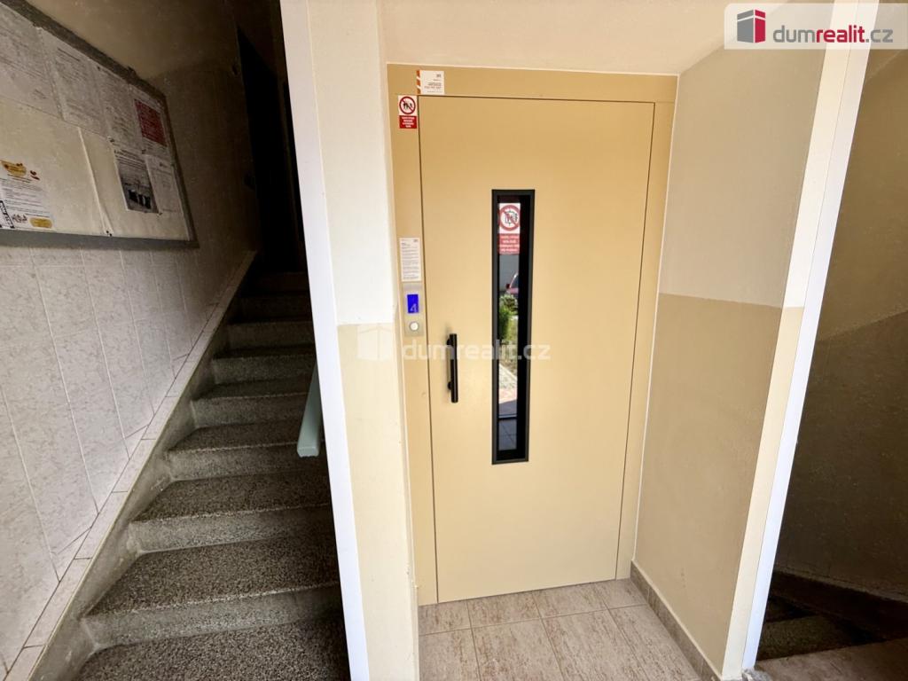 Pronájem bytu 2+kk 38 m2, Kralupy nad Vltavou – náhled fotky 16