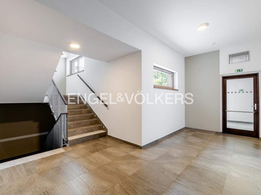 Pronájem bytu 1+kk 35 m² - Mehr