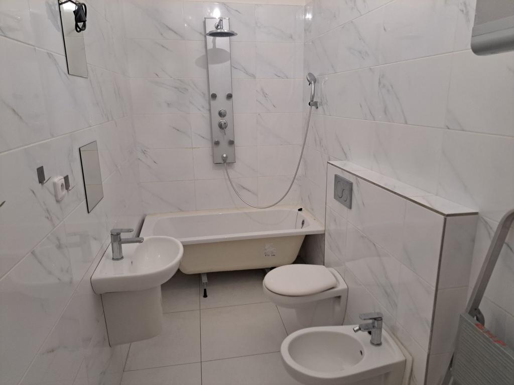 Pronájem pokoje 36 m2