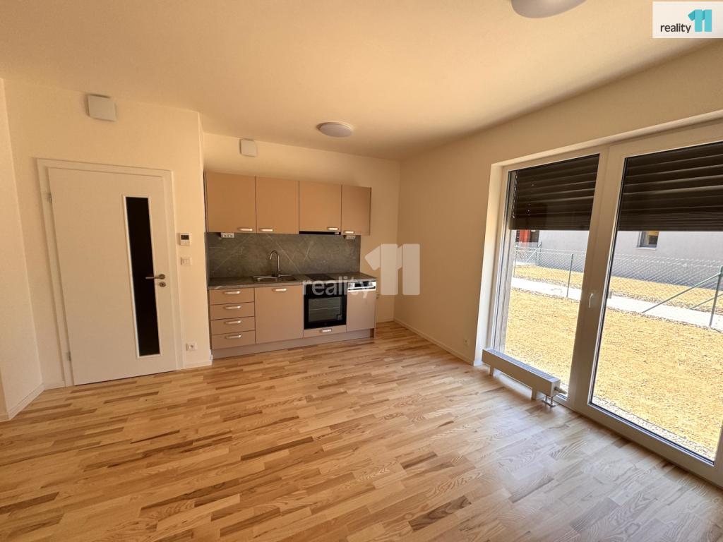 Pronájem bytu 1+kk 32 m2