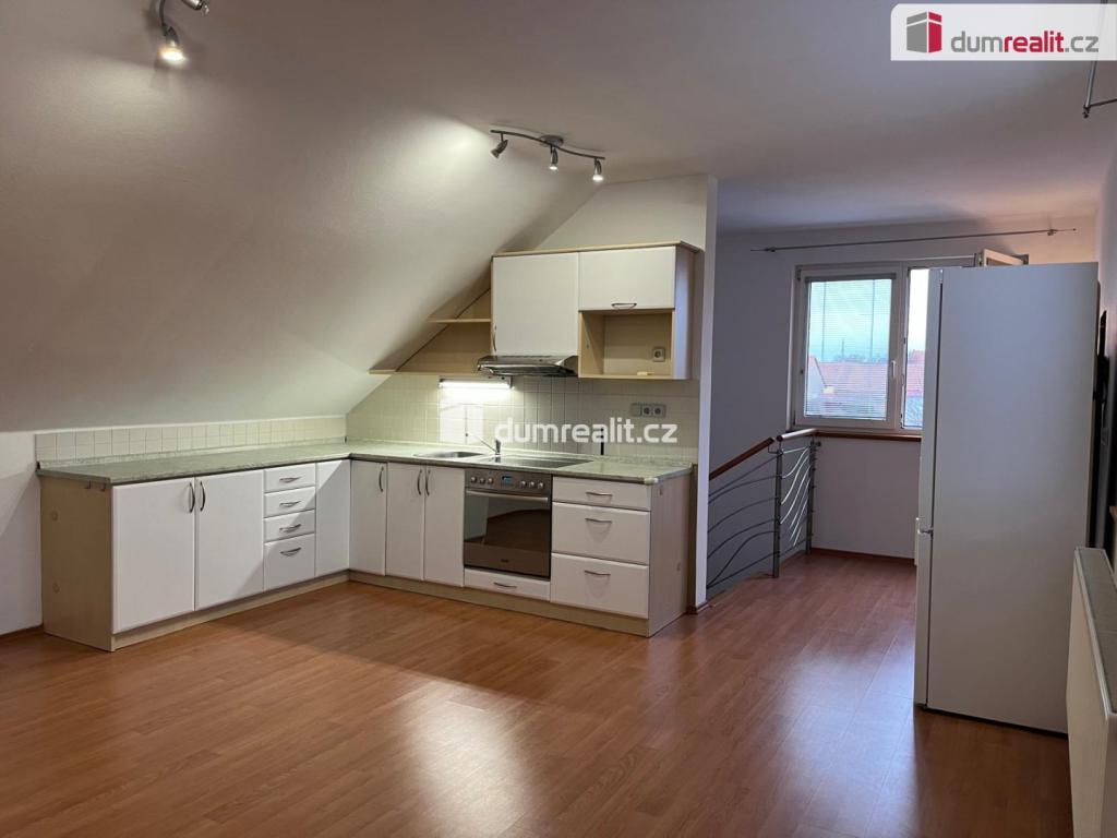 Pronájem bytu 2+kk 80 m2