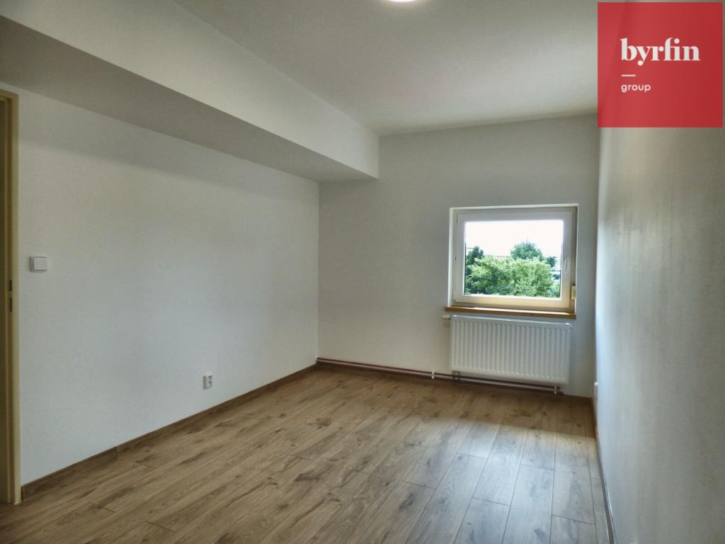 Pronájem bytu 2+kk 38 m2, Opava – náhled fotky 9
