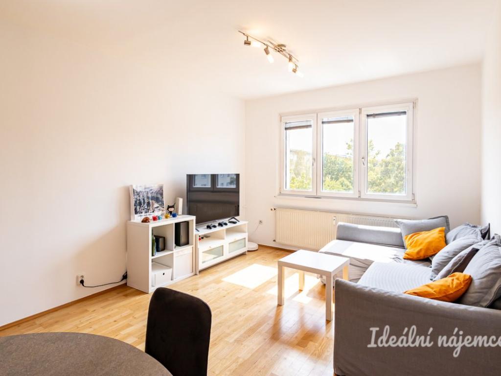 Pronájem bytu 3+kk 56 m2